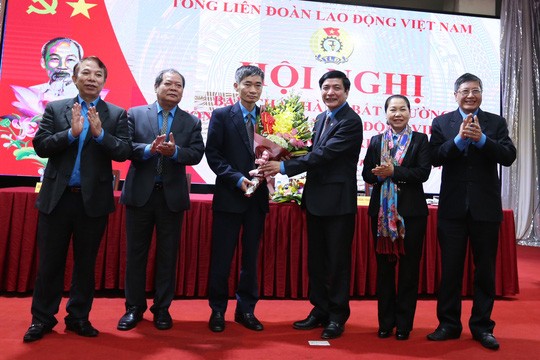 Ông Trần Văn Thuật được bầu giữ chức Phó Chủ tịch Tổng Liên đoàn Lao động Việt Nam - ảnh 1
